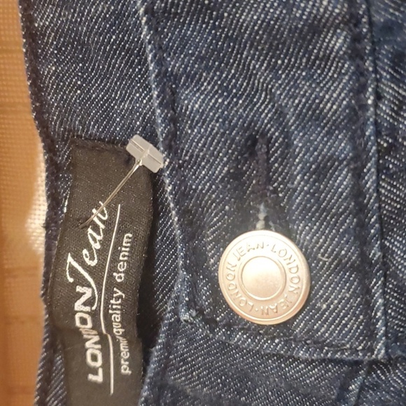 Londonjean Shorts Womens Size 6 Blue Denim Jean Shorts Distressed 100% Cotton - Picture 4 of 10